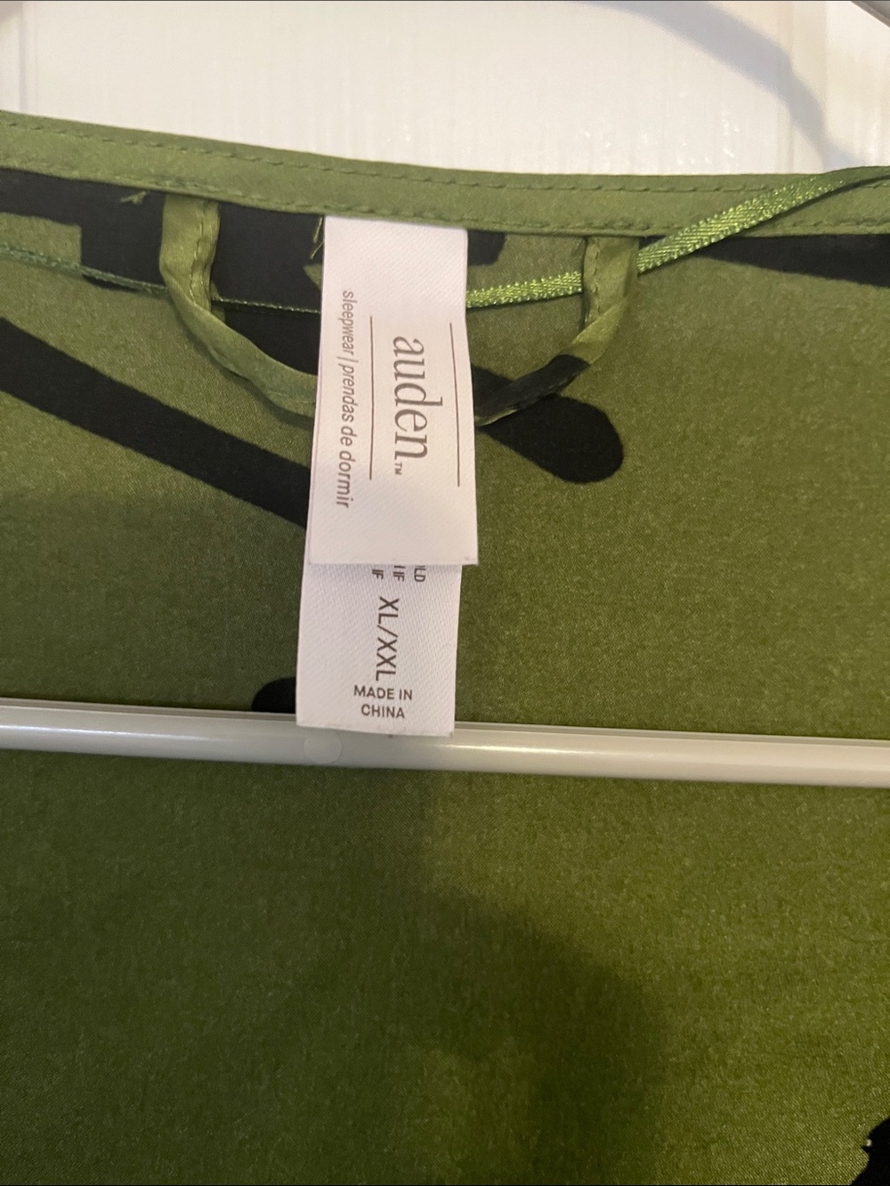 Auden Olive Green Kimono Robe with Black Panther Print - Picture 2 of 3